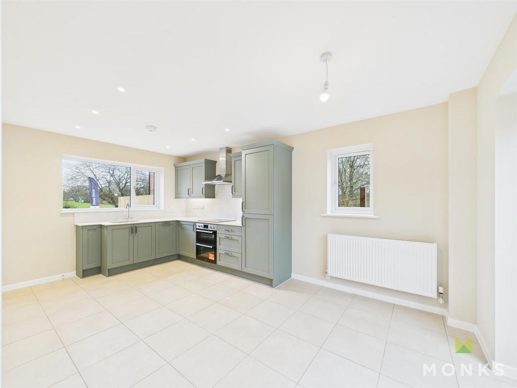 Kitchen Dining.jpg