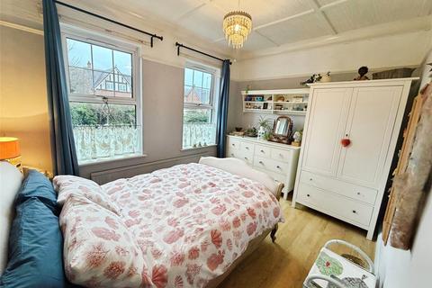 2 bedroom flat for sale, Salterton Road, Devon EX8