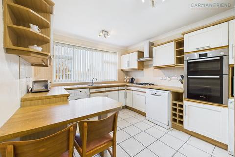 undefined, Upton Lane, Upton, CH2