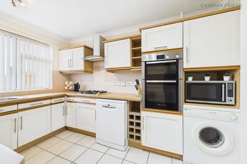 undefined, Upton Lane, Upton, CH2