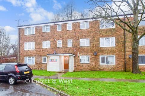 1 bedroom ground floor flat for sale, Greenacres, Furnace Green, Crawley, West Sussex