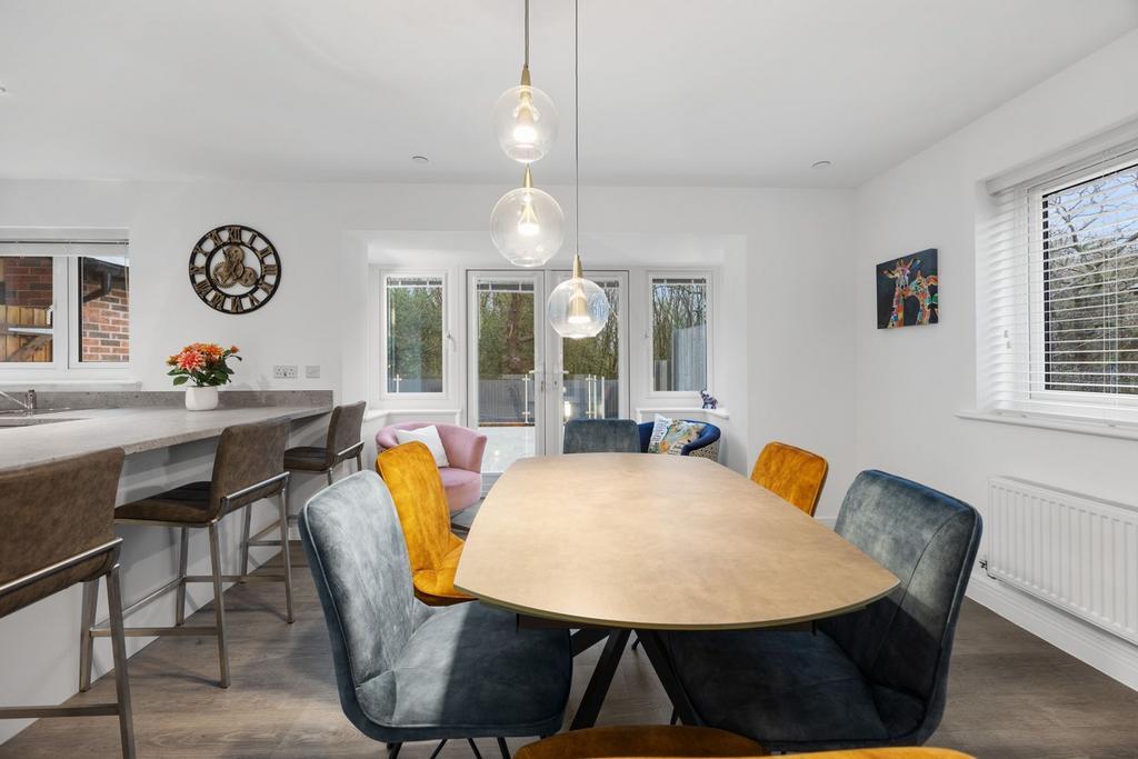 Kitchen/Dining