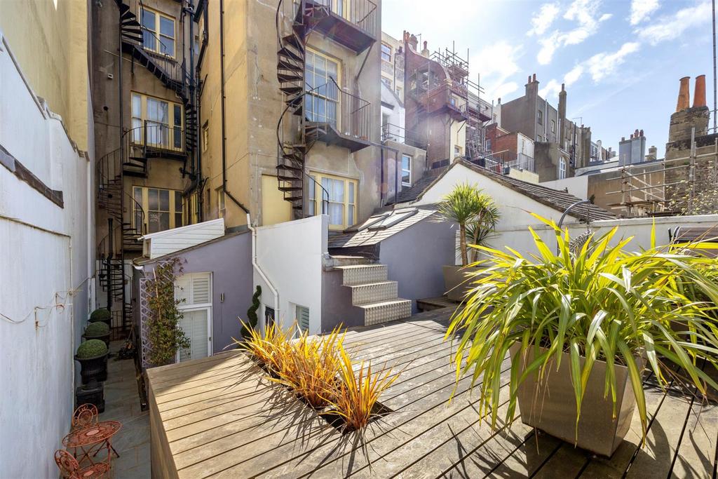 Brunswick Street West, 38b-021.jpg