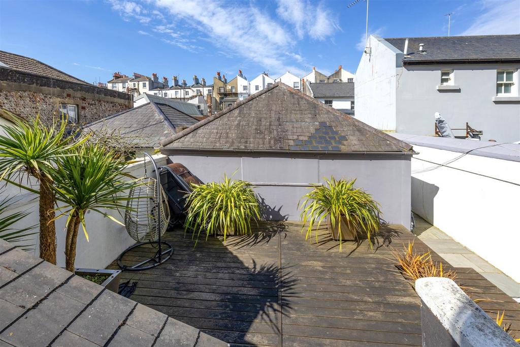 Brunswick Street West, 38b-015.jpg