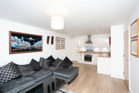 2 bedroom flat to rent, Evans house, HP3, Hemel Hempstead, HP3