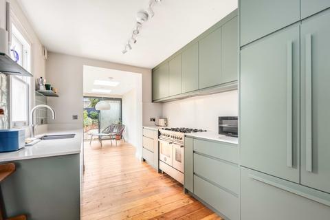 3 bedroom house for sale, Daubeney Road, London, E5