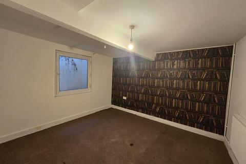 undefined, Victoria Street, Dunstable