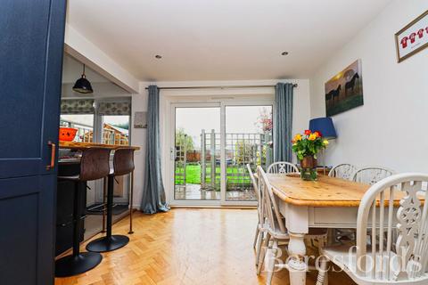 3 bedroom semi-detached house for sale, Beeches Road, Chelmsford, CM1