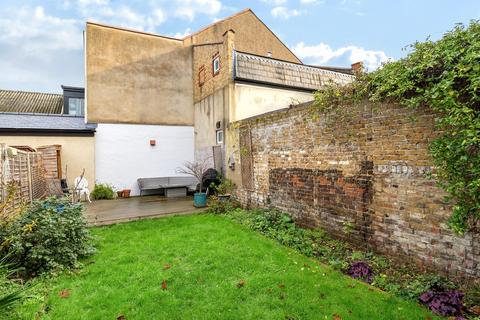 2 bedroom end of terrace house for sale, Pelham Road, Beckenham BR3