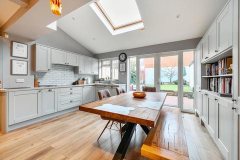 3 bedroom terraced house for sale, Arrol Road, Beckenham BR3