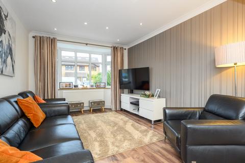 undefined, King George Avenue, WALTON-ON-THAMES, KT12
