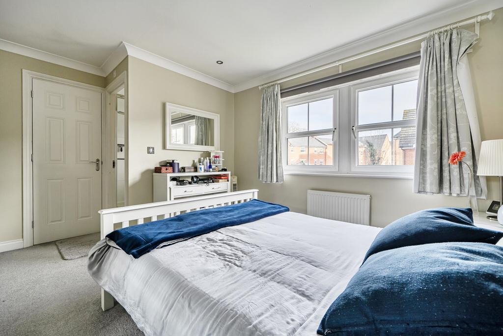 1393839 11 694944...