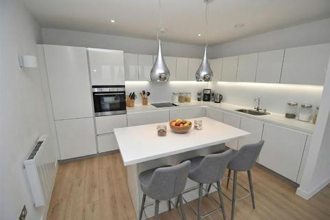 2 bedroom apartment for sale, Meadow Walk, Chelmsford