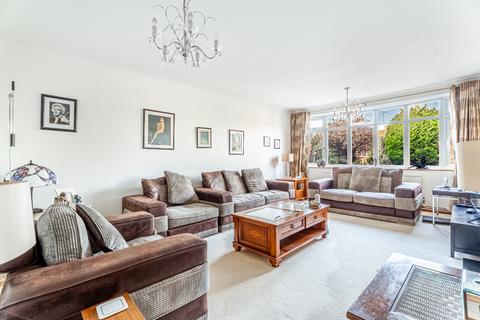 3 bedroom semi-detached house for sale, Willow Way, Hertfordshire AL2