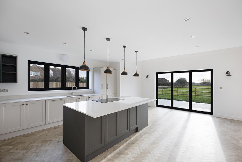 Kitchen/Dining