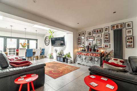 5 bedroom semi-detached house for sale, Ardens Way, Hertfordshire AL4
