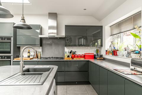 5 bedroom semi-detached house for sale, Ardens Way, Hertfordshire AL4