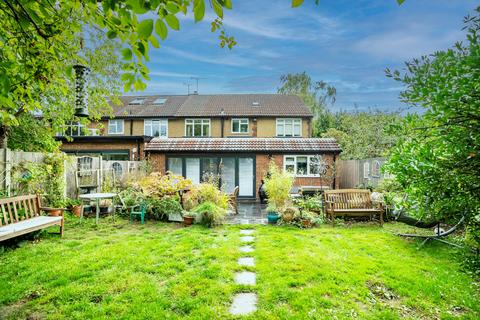 undefined, Ardens Way, Hertfordshire AL4