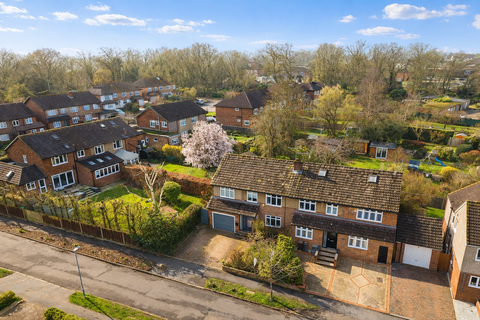 undefined, Ardens Way, Hertfordshire AL4