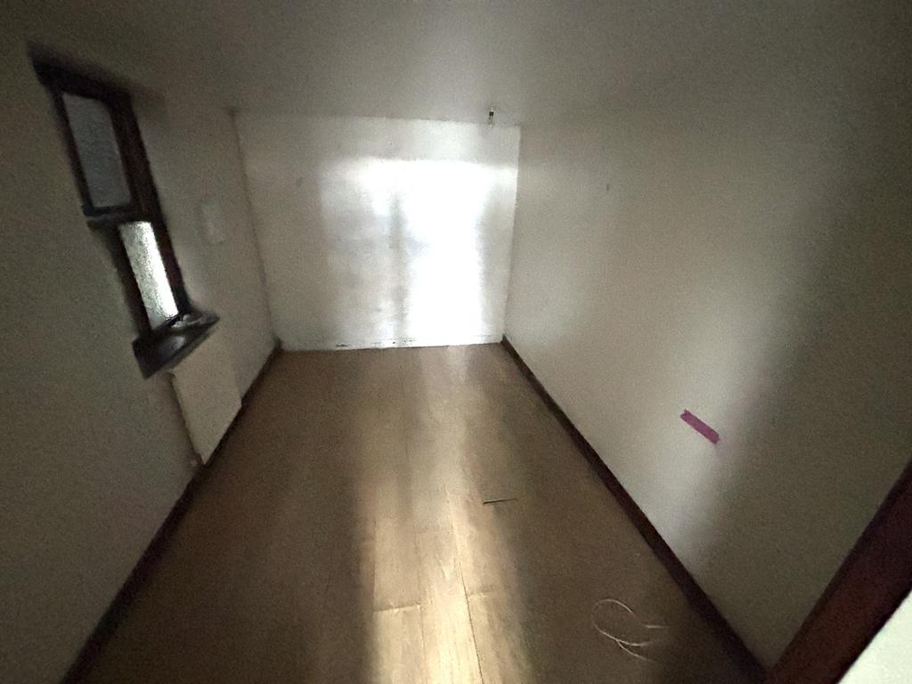 Utility room/office