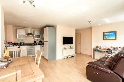1 bedroom flat for sale, Winterthur Way, Hampshire RG21