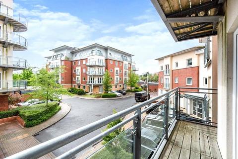 1 bedroom flat for sale, Winterthur Way, Hampshire RG21
