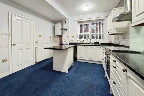 2 bedroom semi-detached house for sale, The Quadrant, Stockport SK1