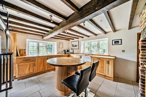 2 bedroom detached house for sale, Longstock Road, Stockbridge, Hampshire, SO20