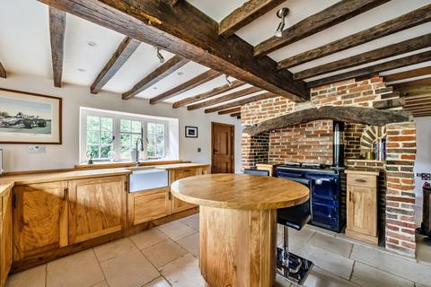 2 bedroom detached house for sale, Longstock Road, Stockbridge, Hampshire, SO20