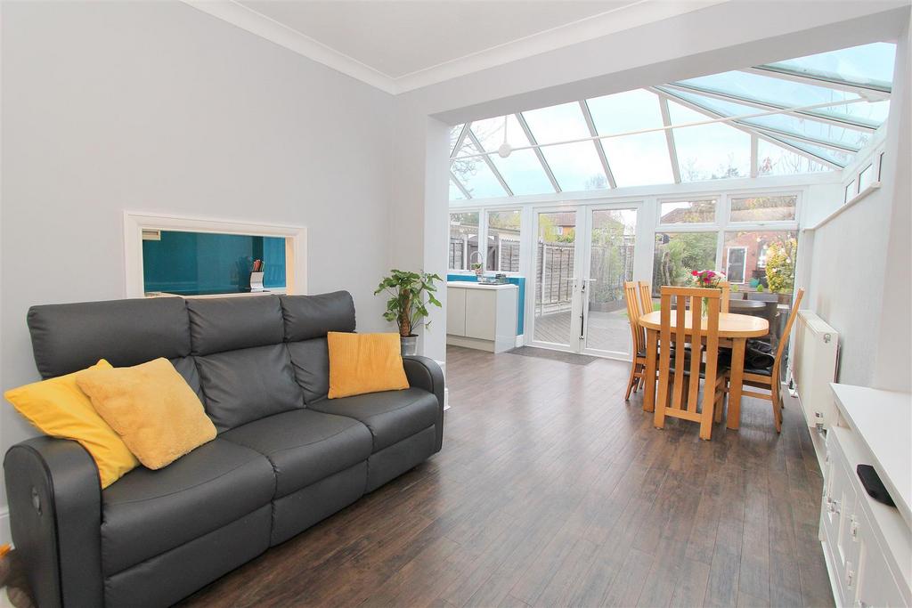 Family room c.JPG