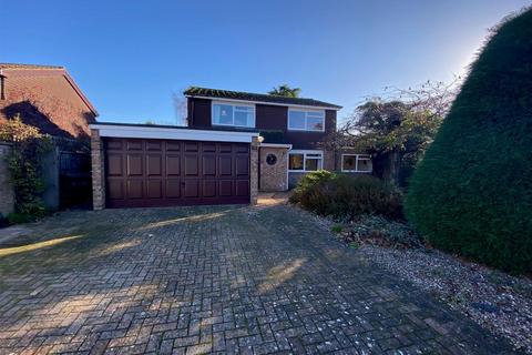 4 bedroom detached house for sale, Bamford Close, Guarlford, Malvern