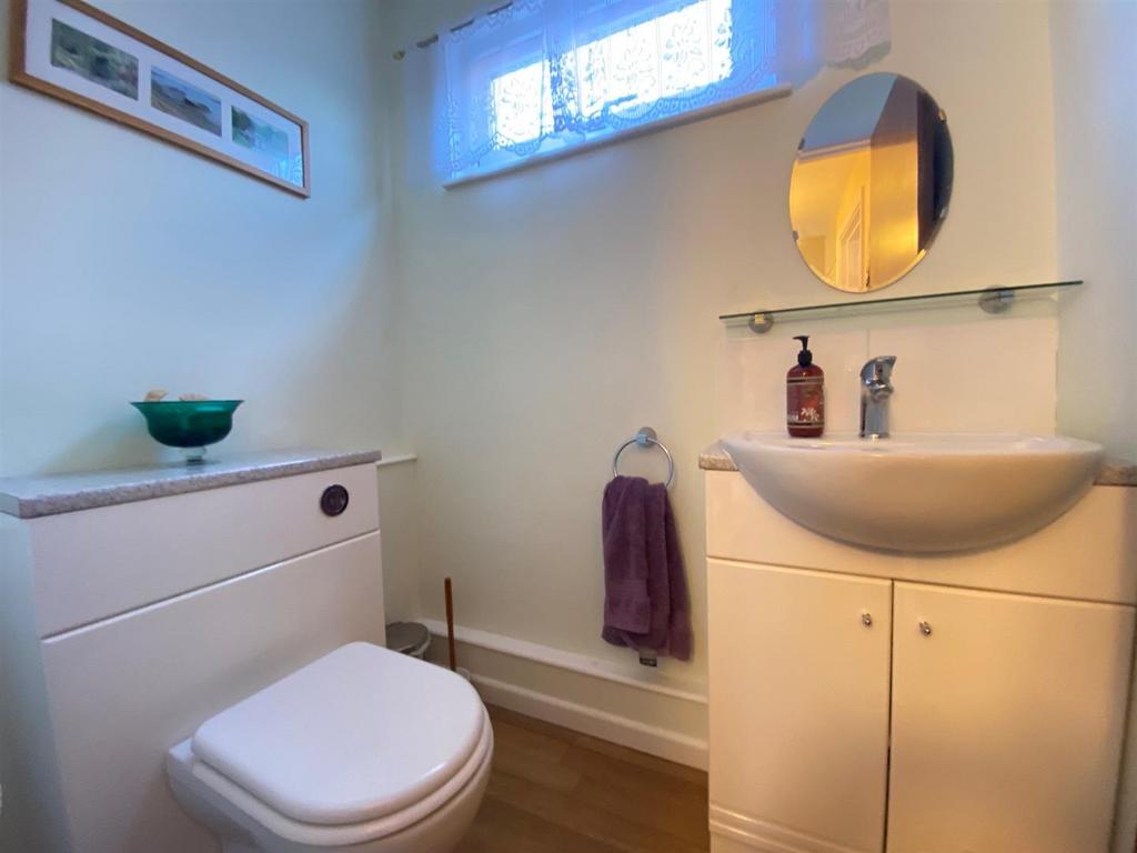 Cloakroom.jpg
