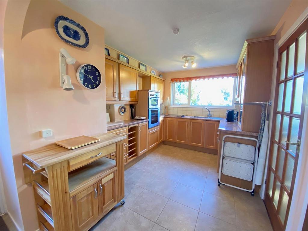 Kitchen.jpg