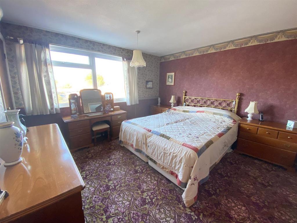 Bedroom One.jpg