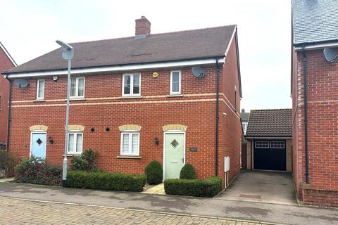 3 bedroom semi-detached house for sale, Meadowsweet Way, Stotfold, Hitchin, SG5