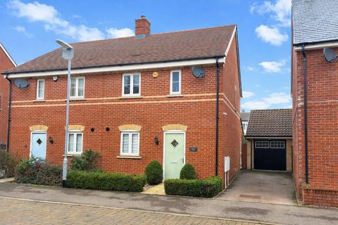 3 bedroom semi-detached house for sale, Meadowsweet Way, Stotfold, Hitchin, SG5