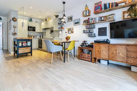 2 bedroom apartment for sale, Lockgate Mews, Manchester M4