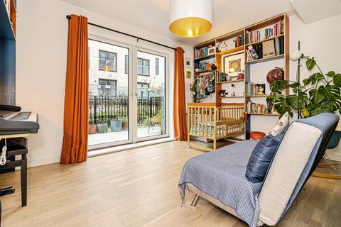 2 bedroom apartment for sale, Lockgate Mews, Manchester M4