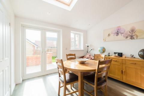 3 bedroom link detached house for sale, Cornflower Close, Didcot, OX11