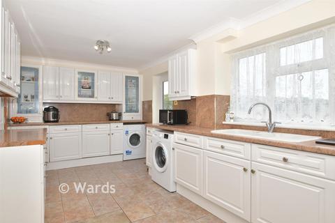 4 bedroom semi-detached house for sale, Arden Road, Faversham, Kent