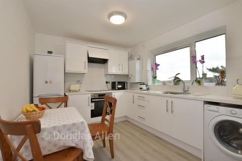 2 bedroom flat for sale, Woodford Green, Woodford Green, Essex