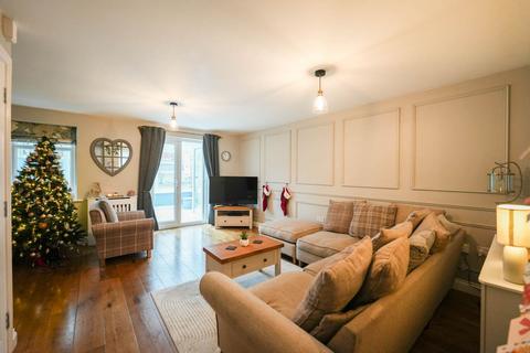 4 bedroom semi-detached house for sale, Polwell Road, Kibworth Harcourt, LE8