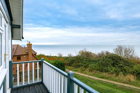 3 bedroom detached house for sale, Southsea Avenue, Sheerness ME12