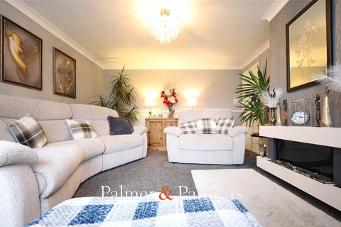 2 bedroom apartment for sale, Blenheim Road, Clacton-on-Sea, Essex, CO15