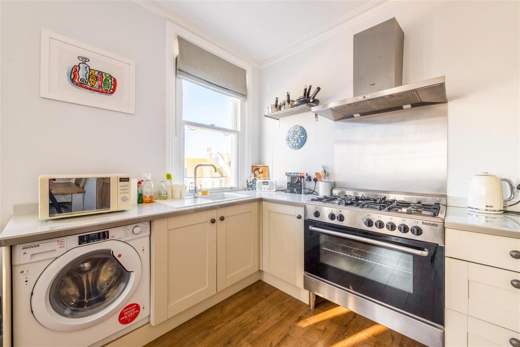 Flat 3, 1 Sackville Gardens-3.jpg