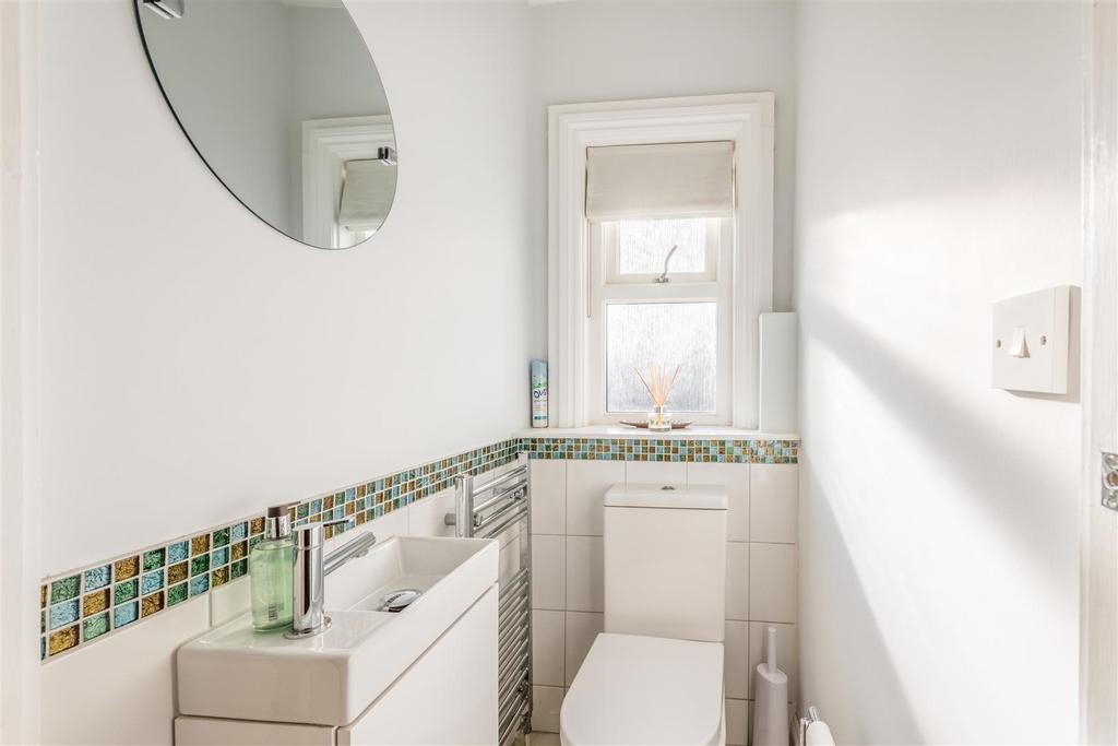 Flat 3, 1 Sackville Gardens-19.jpg