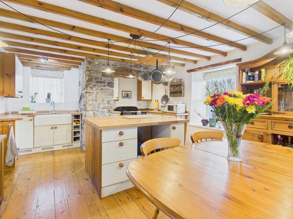 Kitchen/Living Room
