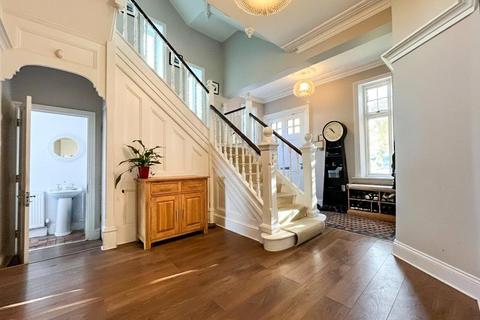 5 bedroom detached house for sale, West Park, London SE9