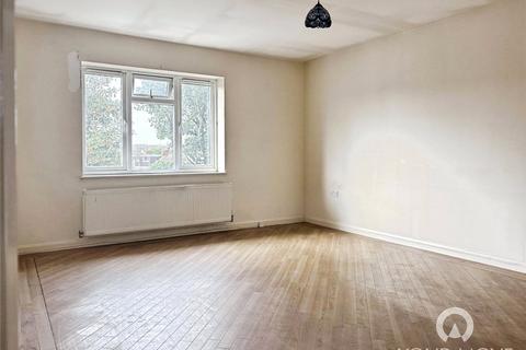 2 bedroom flat to rent, Rochester Road, Kent DA12