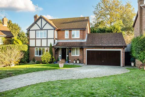 undefined, Kinnibrugh Drive, Lingfield RH7